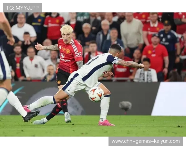 托特纳姆热刺外线快攻制造大量空位